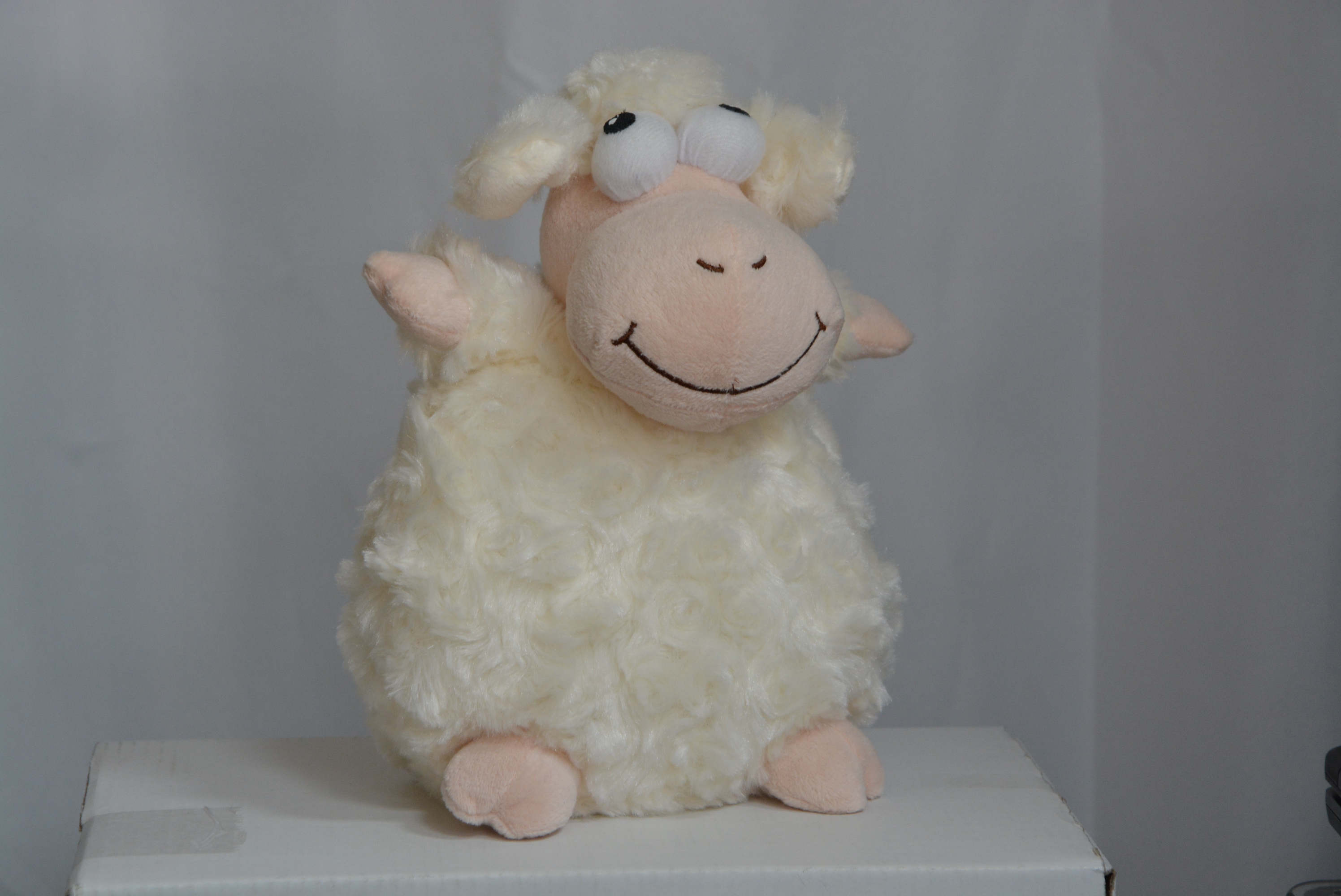 peluche-mouton-rigolo